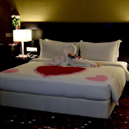 Lazenda Hotel Лабуан Екстериор снимка