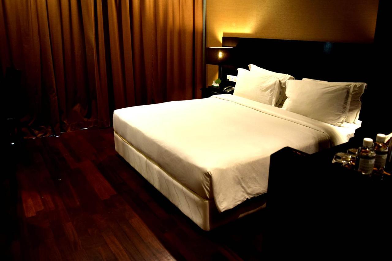 Lazenda Hotel Лабуан Екстериор снимка