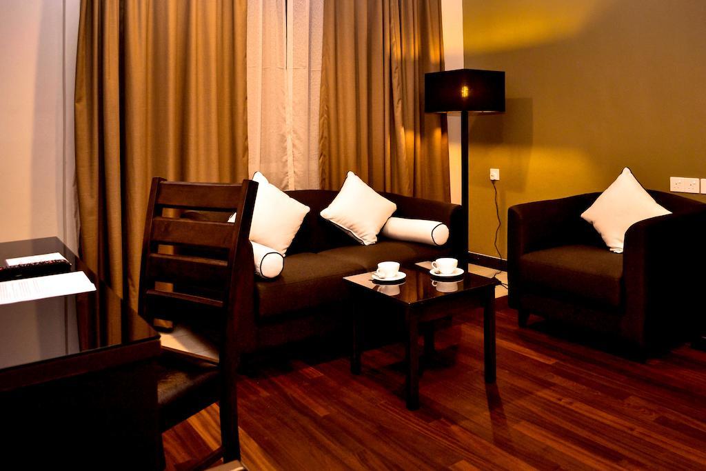 Lazenda Hotel Лабуан Стая снимка