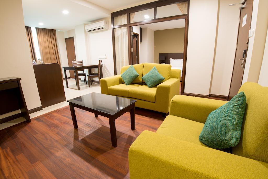 Lazenda Hotel Лабуан Стая снимка