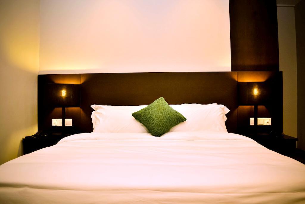 Lazenda Hotel Лабуан Стая снимка